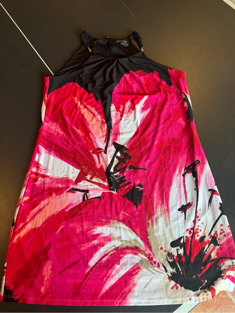 Sleeveless Pink & Black Floral Shift Dress